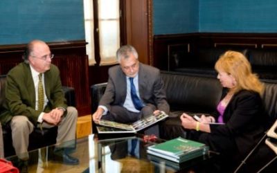 Griñan recibe a representantes de FEAFES-Andalucía