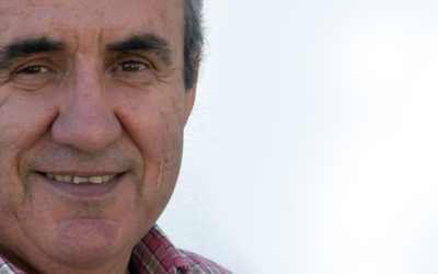 AFEMVAP: López Andrada presenta su última novela "El Jardín Vertical"