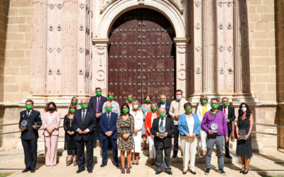 El Parlamento acoge la XIII edición de los premios de la salud mental en los que se reconoce la labor de quienes han destacado de forma relevante durante este año en el ámbito de la Salud Mental en distintos ámbitos: