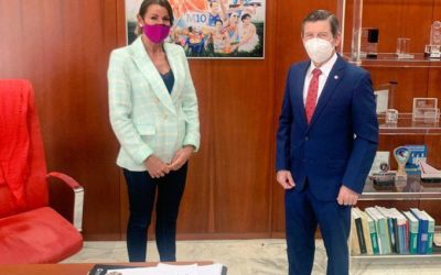 Con la directora General de Promoción deportiva, María de Nova, para impulsar junto a la Consejería la campaña #SaludMentalTokio