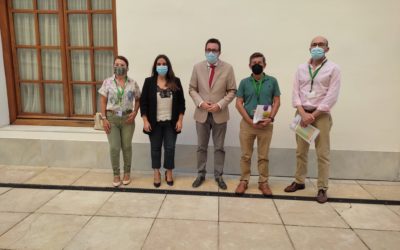 Miembros del movimiento asociativo de #saludmental de Andalucía mantuvieron una reunión los parlamentarios andaluces Manuel Andrés González Rivera y Beatriz Jurado Fernández de Córdoba, ambos el grupo popular
